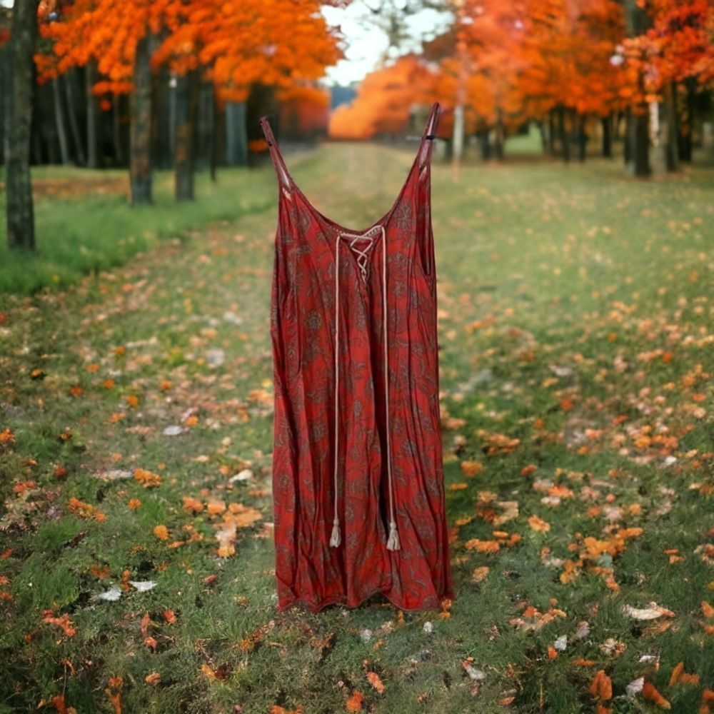 Lace-up back dress
